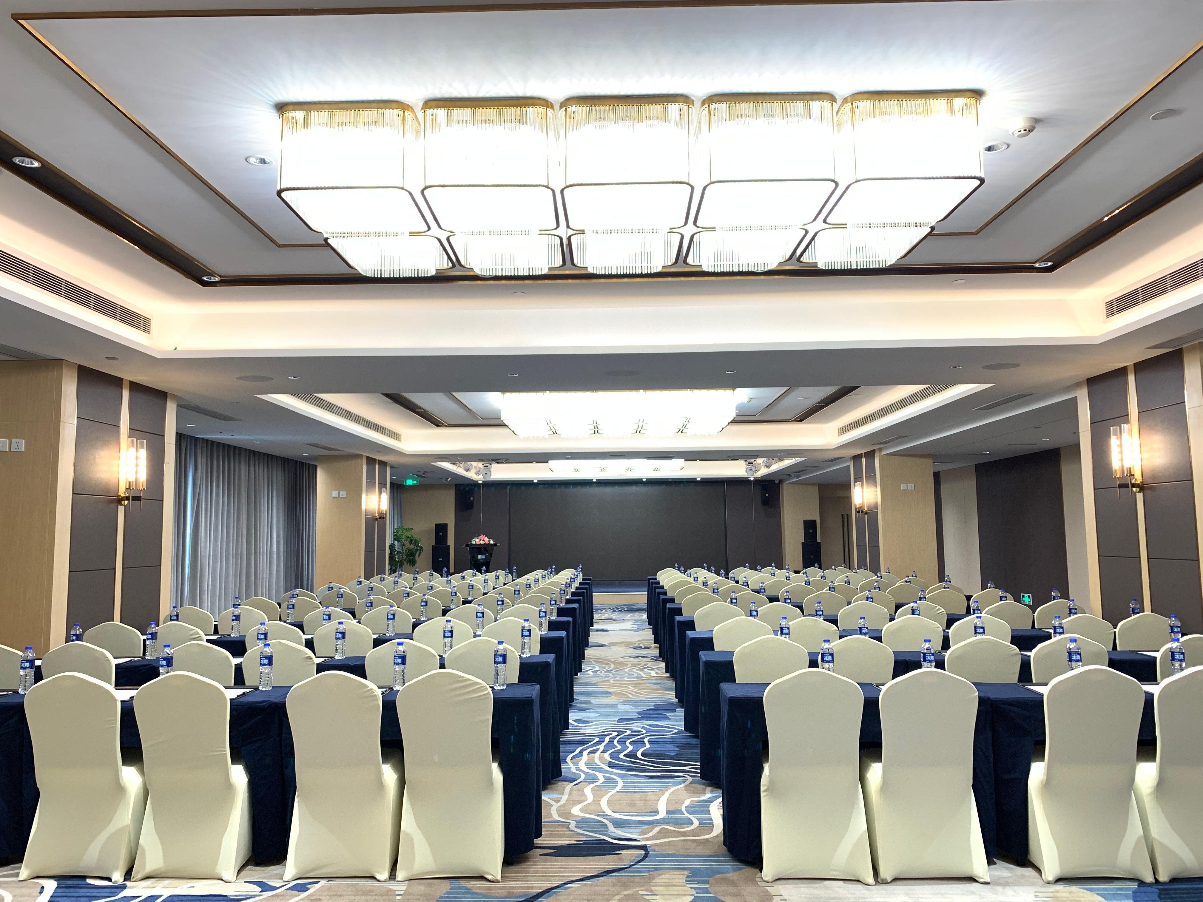 Holiday Inn Express Chengdu Tianhe By Ihg Pixian Exterior foto