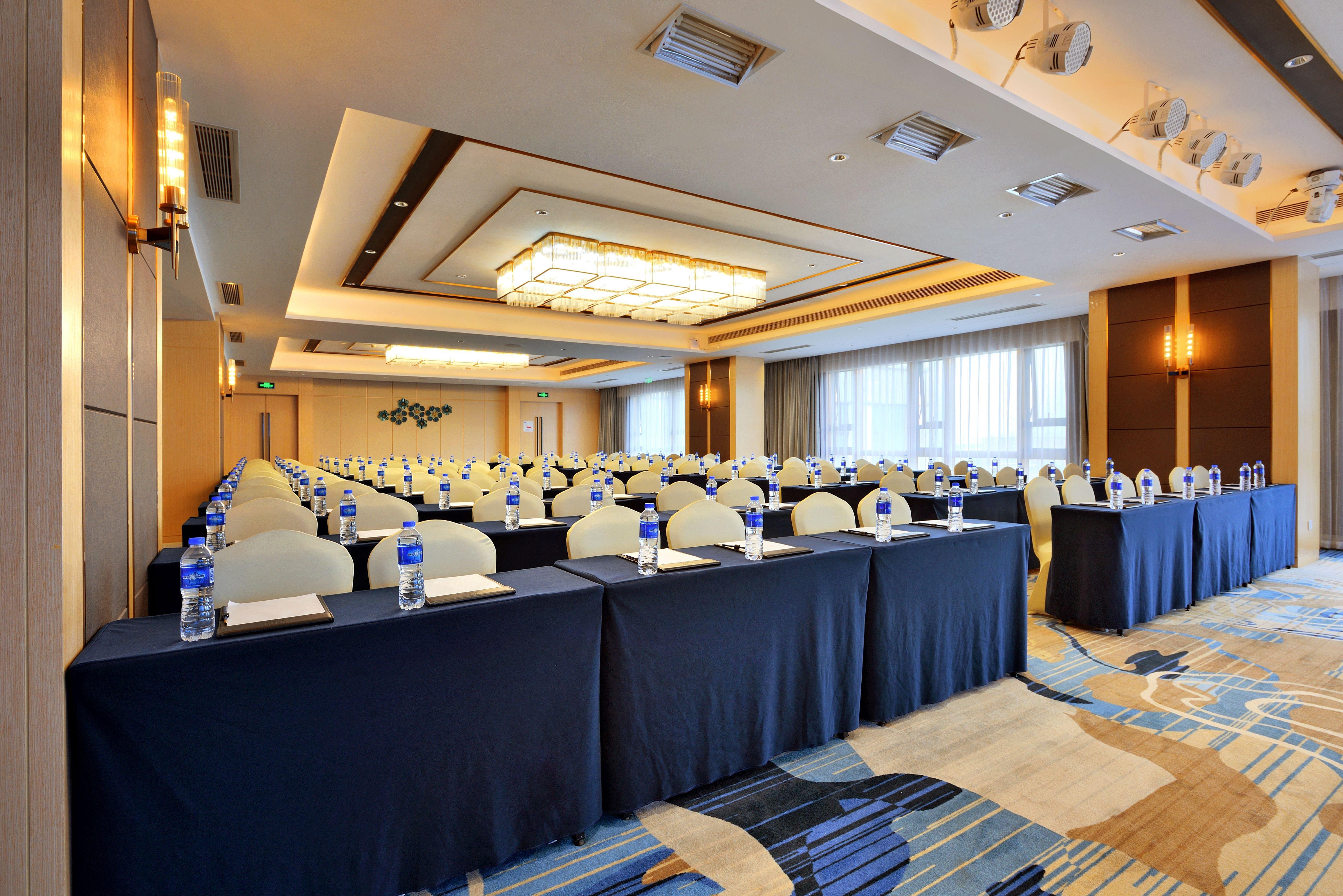 Holiday Inn Express Chengdu Tianhe By Ihg Pixian Exterior foto
